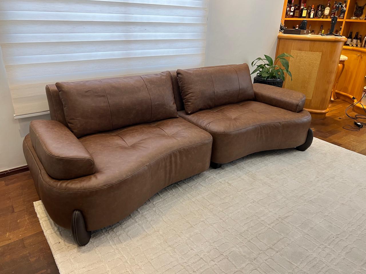 Estofado Áureo — Pluma Decor